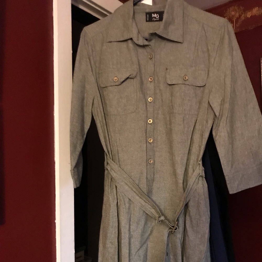 Flirty Light Olive Oxford-Style belted-Dress